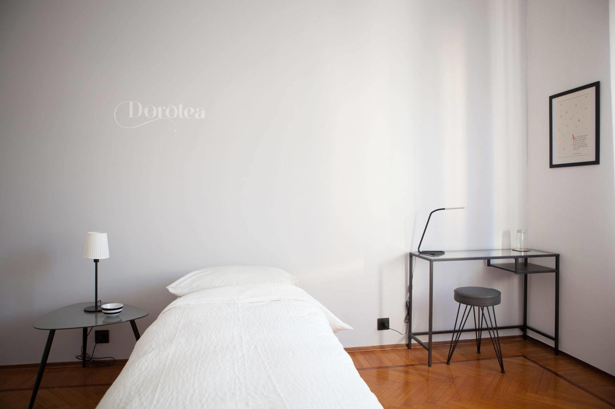 Portmanteau Guest house 3*