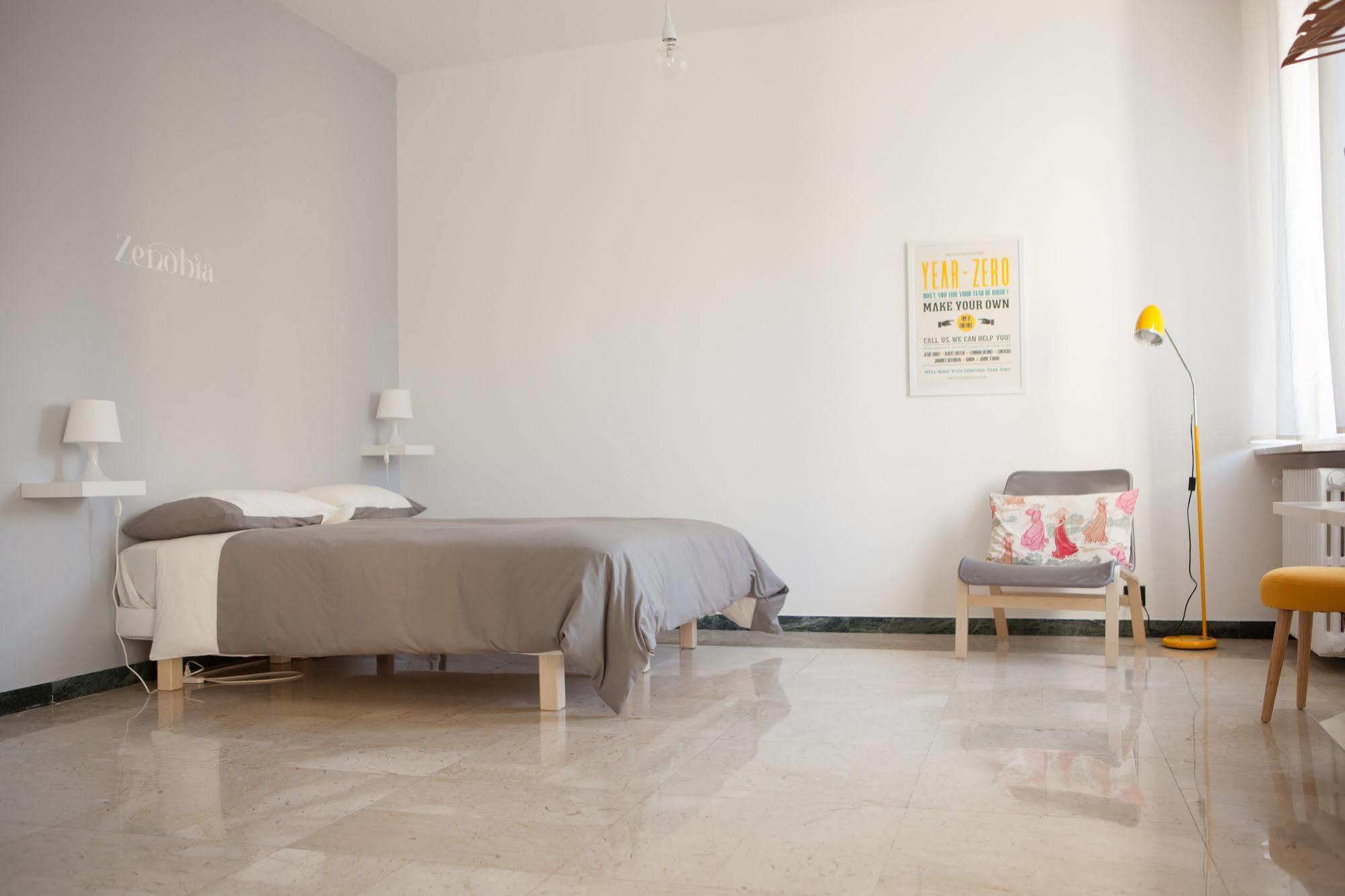 Portmanteau Guest house 3*